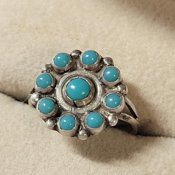 Jewelry - Sterling Silver Turquoise Cluster Ring - Blue